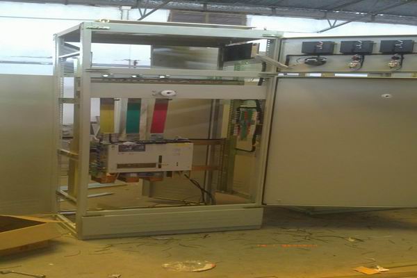 富锦控制柜-3683品牌总闸控制柜的使用原则